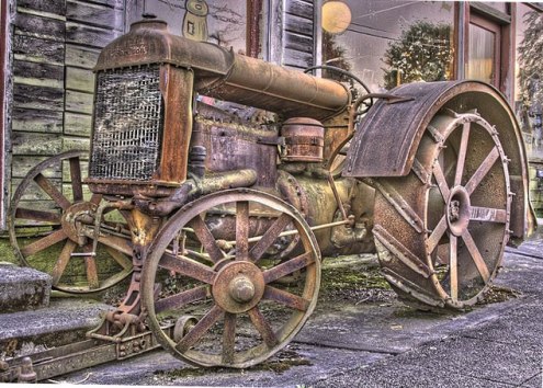  Старый трактор(фото)